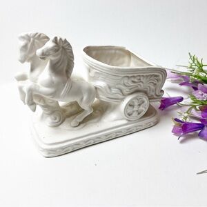 Vintage White INARCO Horse and Buggy Planter/ Made in Japan/ Ceramic Bis…